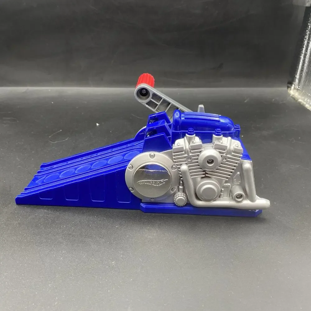 Vintage Hot Wheels Hyper Cycles Motorcycle Racing Launcher 2002 Mattel Crank